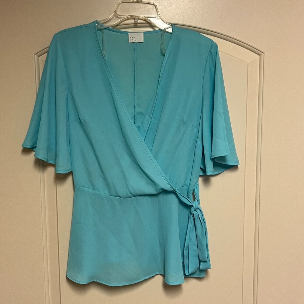 dee elly Women's blouse Size L